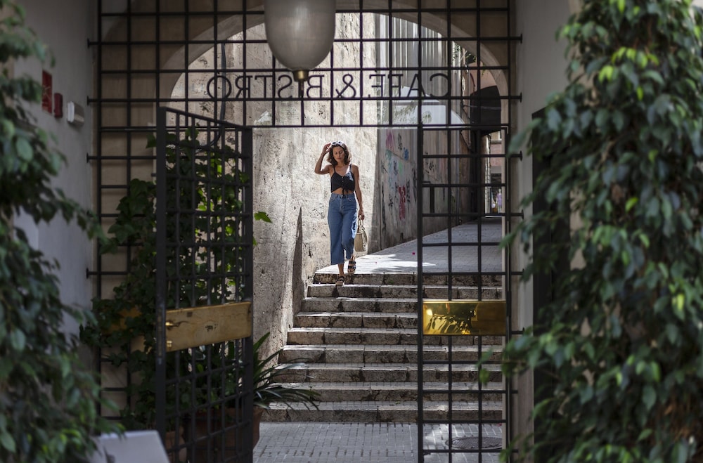 MHOUSE Boutique Hotel Palma — Restaurant & bars in Palma de Mallorca, Balearic Islands