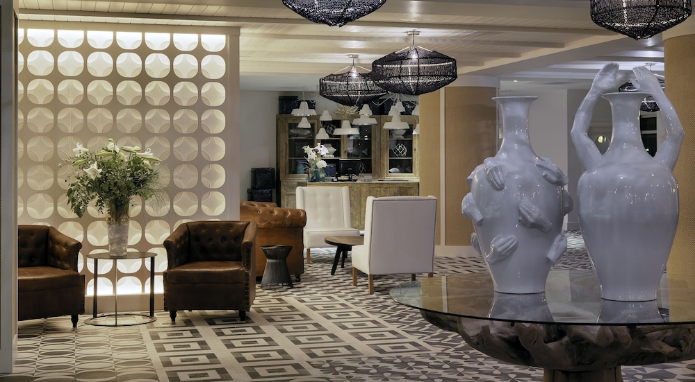 H10 Vintage Salou - Adults Only — Restaurant & bars in Salou, Catalonia