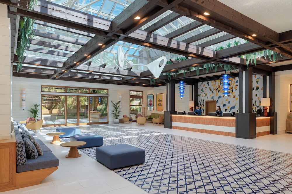 H10 Mediterranean Village — Shared spaces in Salou, Catalonia