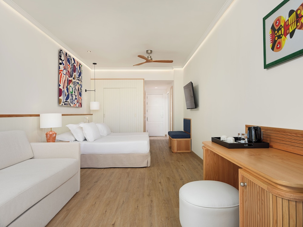 H10 Lanzarote Princess — Hotel rooms in Playa Blanca, Canary Islands