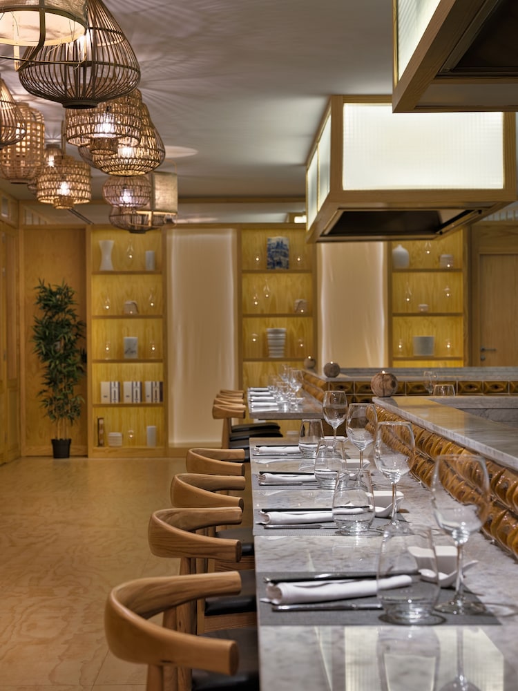 H10 Lanzarote Princess — Restaurant & bars in Playa Blanca, Canary Islands