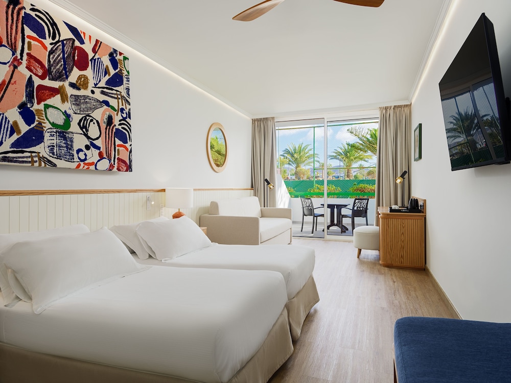 H10 Lanzarote Princess — Hotel rooms in Playa Blanca, Canary Islands