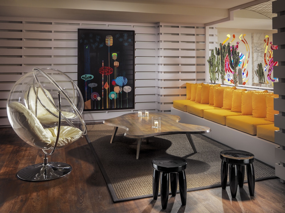 H10 Lanzarote Princess — Restaurant & bars in Playa Blanca, Canary Islands