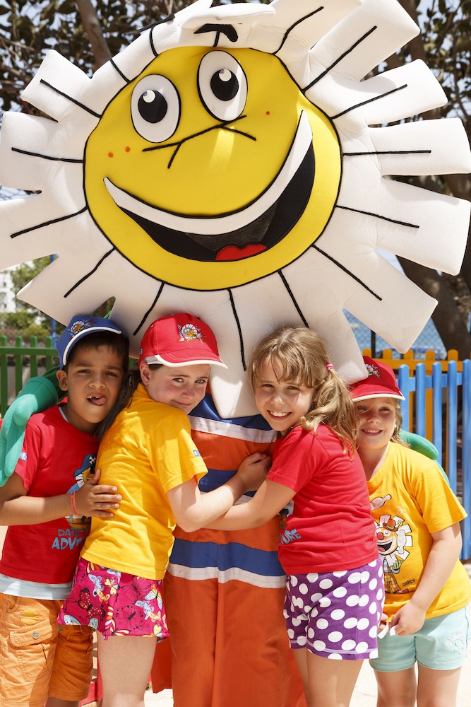 H10 Lanzarote Princess — Attractions for children in Playa Blanca, Canary Islands