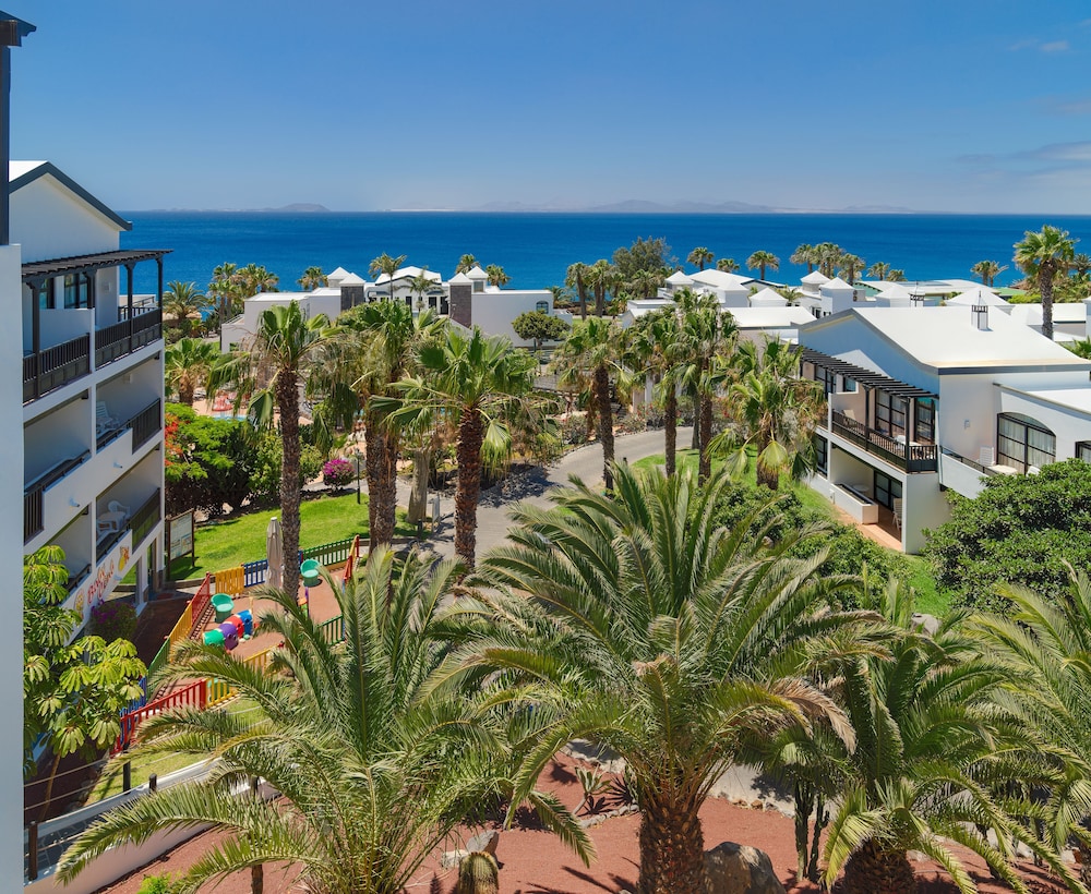H10 Rubicón Horizons Collection — Hotel building in Playa Blanca, Canary Islands
