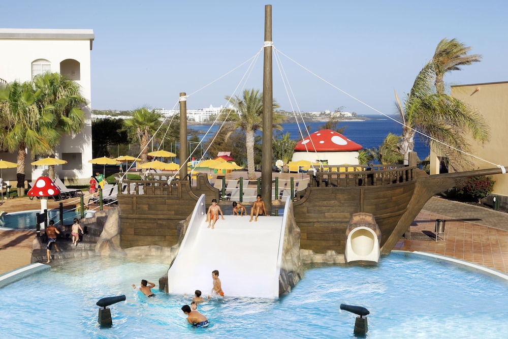 H10 Rubicón Horizons Collection — Attractions for children in Playa Blanca, Canary Islands