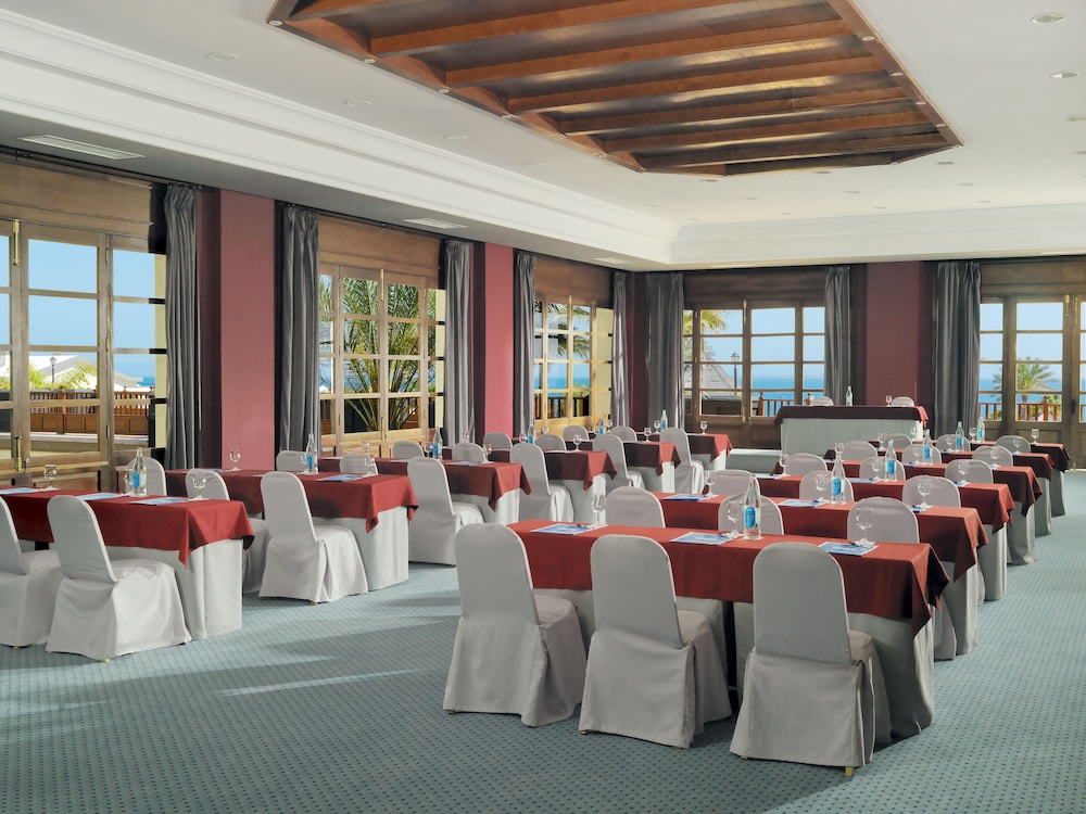 H10 Rubicón Horizons Collection — Restaurant & bars in Playa Blanca, Canary Islands