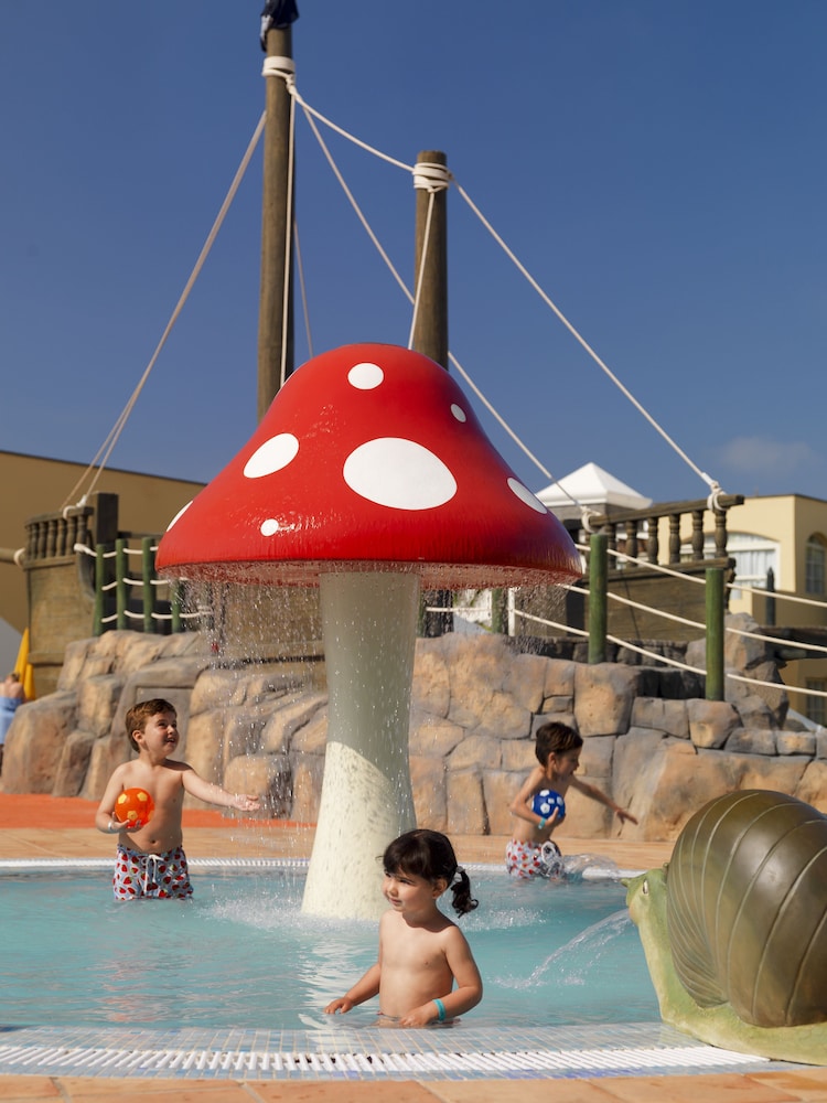 H10 Rubicón Horizons Collection — Attractions for children in Playa Blanca, Canary Islands