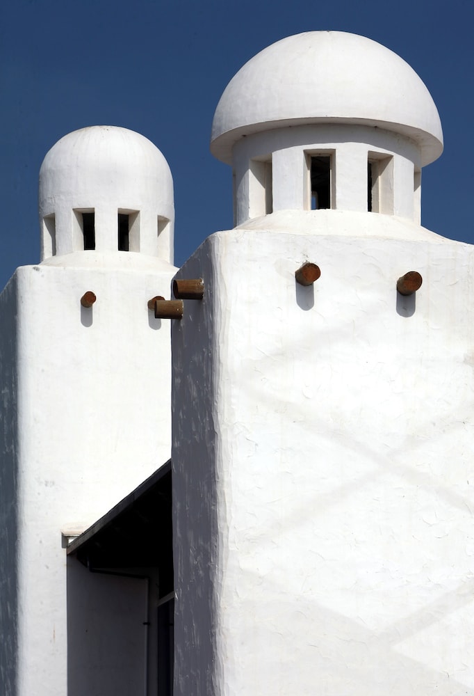 H10 Timanfaya Palace — Hotel building in Playa Blanca, Canary Islands