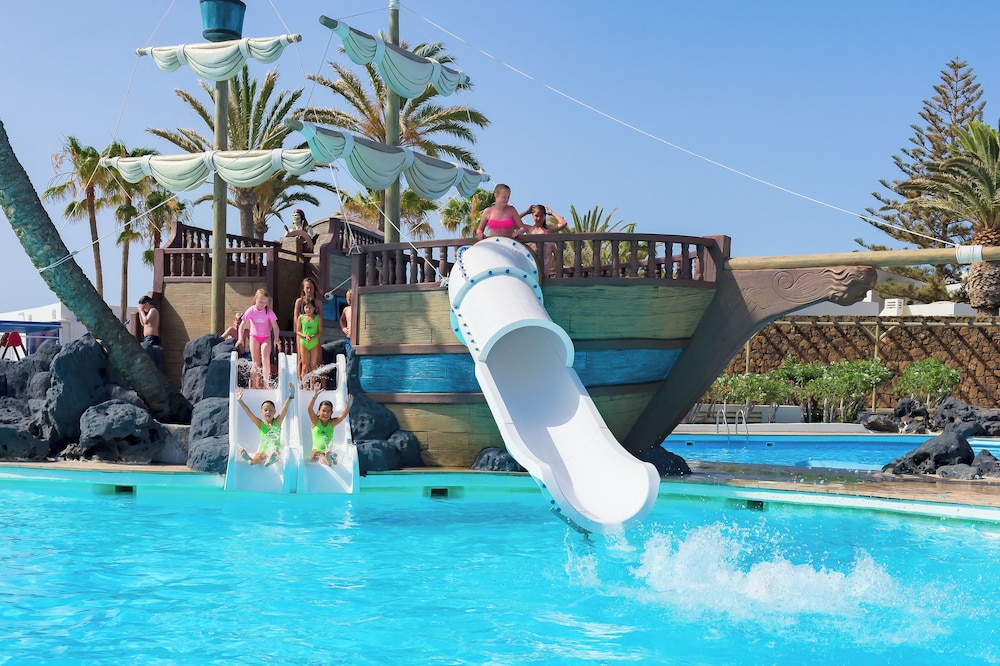 H10 Suites Lanzarote Gardens — Attractions for children in Costa Teguise, Canary Islands
