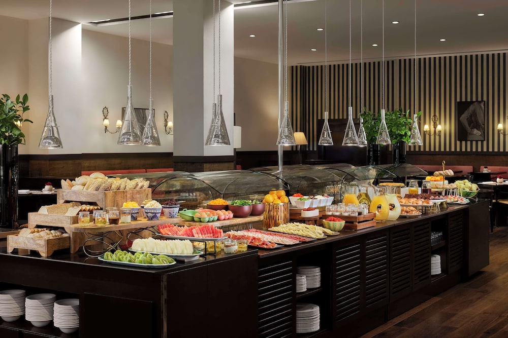 NH Collection Sevilla — Restaurant & bars in Seville, Andalusia