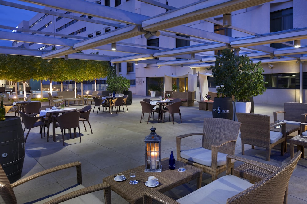 NH Collection Sevilla — Restaurant & bars in Seville, Andalusia