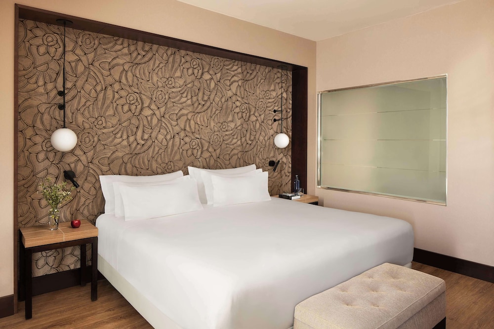 NH Collection Sevilla — Hotel rooms in Seville, Andalusia