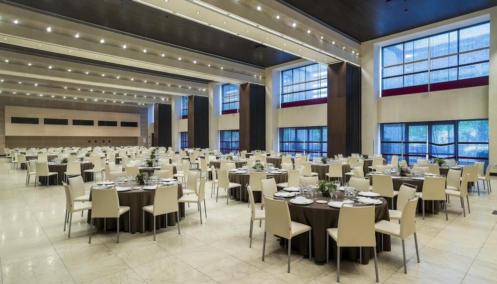 NH Collection Sevilla — Restaurant & bars in Seville, Andalusia