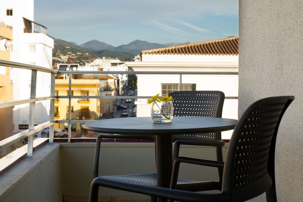NH San Pedro — Hotel rooms in Marbella, Andalusia