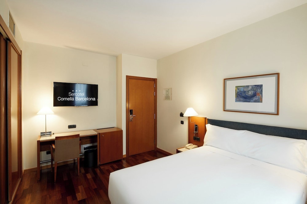 Sercotel Cornella Barcelona — Hotel rooms in Barcelona, Catalonia