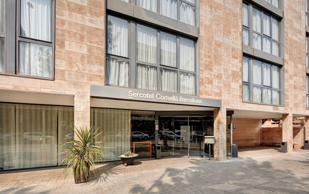 Sercotel Cornella Barcelona — Hotel building in Barcelona, Catalonia