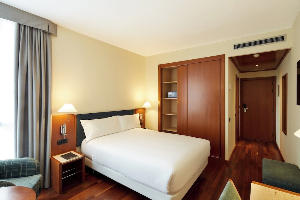 Sercotel Cornella Barcelona — Hotel rooms in Barcelona, Catalonia
