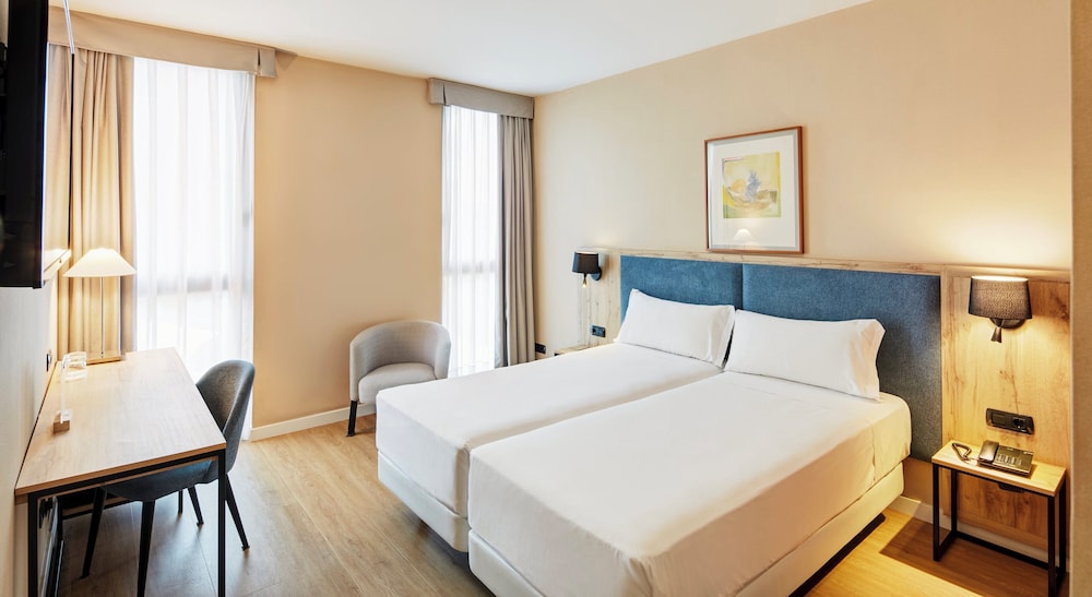 Sercotel Cornella Barcelona — Hotel rooms in Barcelona, Catalonia