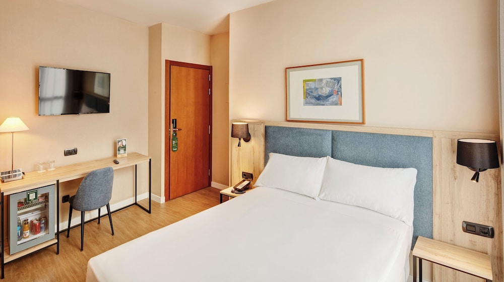Sercotel Cornella Barcelona — Hotel rooms in Barcelona, Catalonia