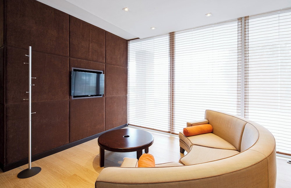 Sercotel Sant Boi — Hotel rooms in Barcelona, Catalonia