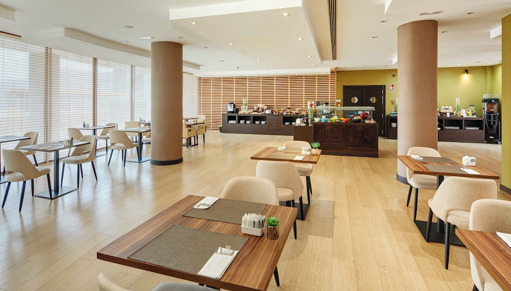 Sercotel Sant Boi — Restaurant & bars in Barcelona, Catalonia