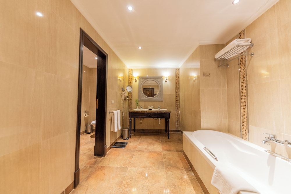 SUNRISE Crystal Bay Resort - Grand Select — Hotel rooms in Hurghada, Red Sea