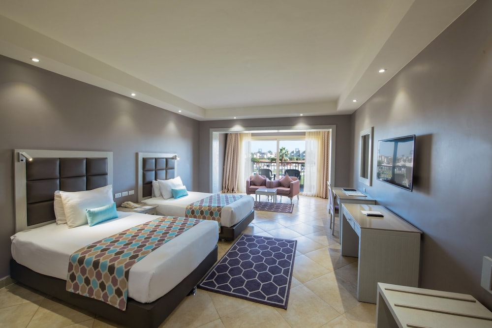 SUNRISE Crystal Bay Resort - Grand Select — Hotel rooms in Hurghada, Red Sea