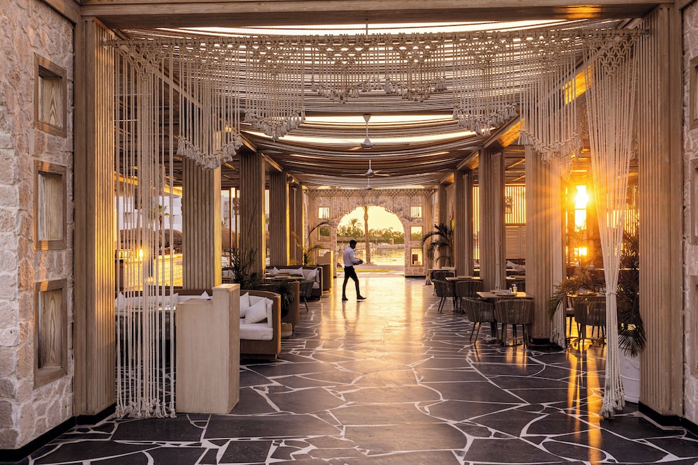 SUNRISE Crystal Bay Resort - Grand Select — Restaurant & bars in Hurghada, Red Sea
