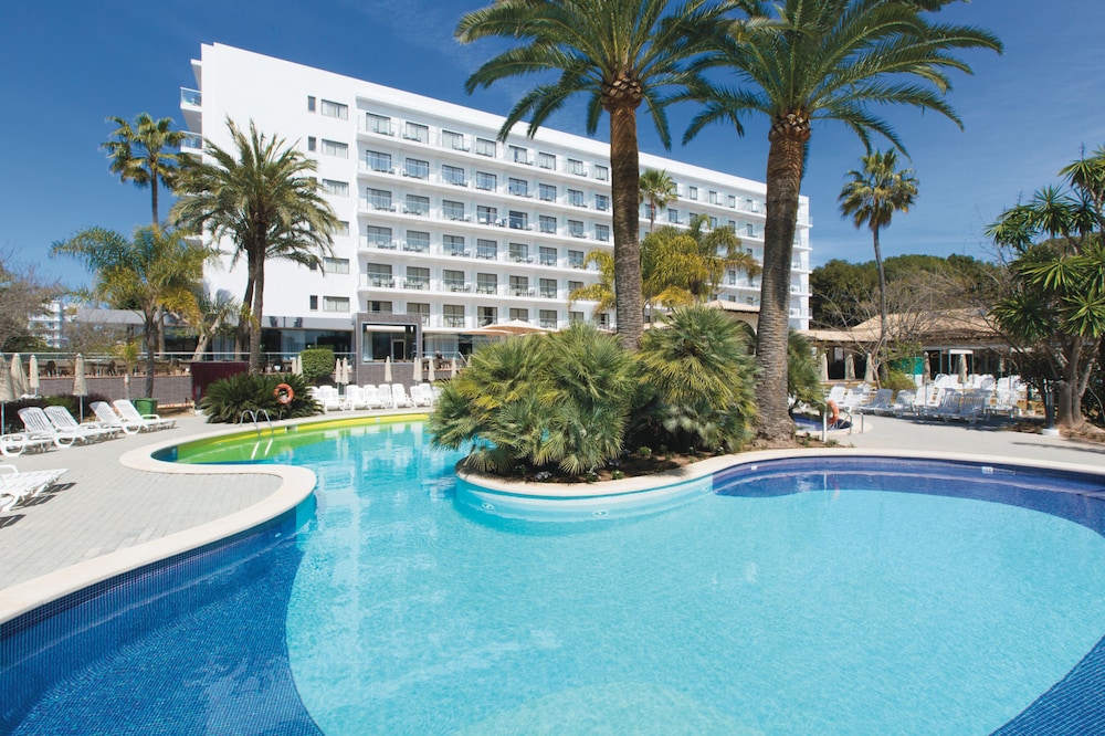 Hotel Riu Bravo - 0'0 All Inclusive — Main photo in Playa de Palma, Balearic Islands