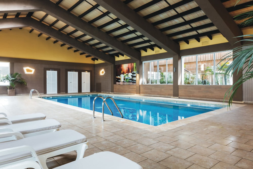 Hotel Riu Bravo - 0'0 All Inclusive — Swimming pool in Playa de Palma, Balearic Islands