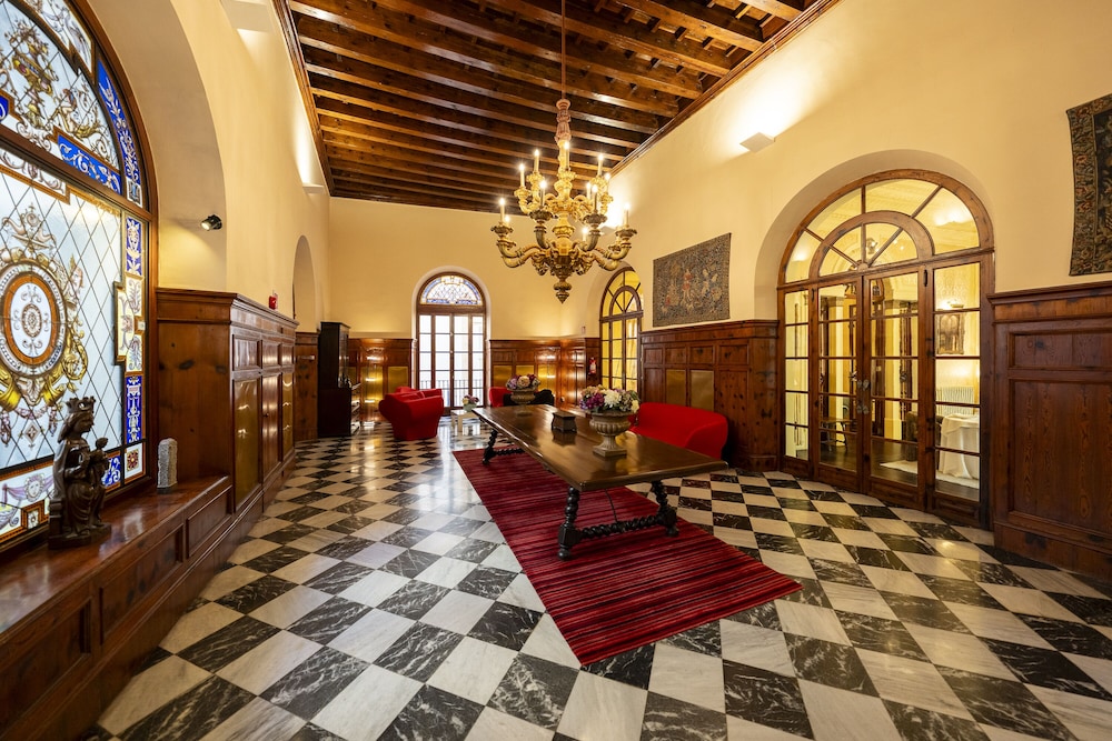 Hotel Palacio Ca Sa Galesa — Hotel building in Palma de Mallorca, Balearic Islands