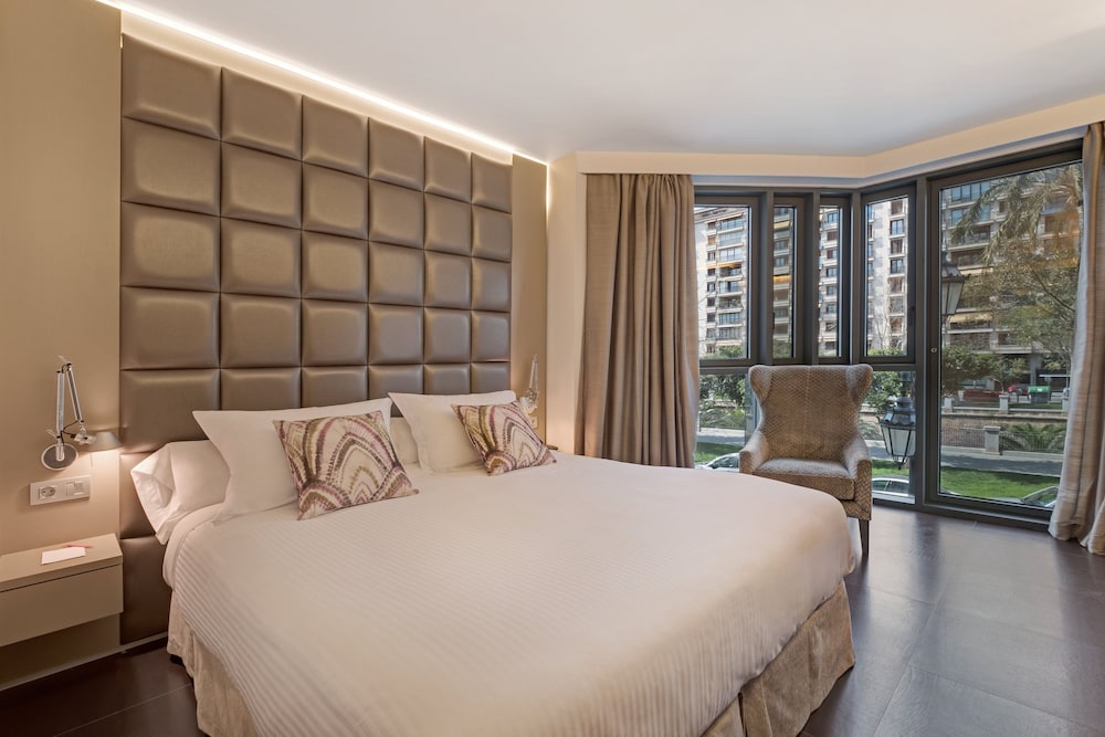 Hotel Palladium — Hotel rooms in Palma de Mallorca, Balearic Islands