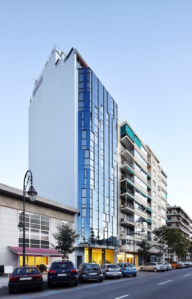Hotel Palladium — Hotel building in Palma de Mallorca, Balearic Islands