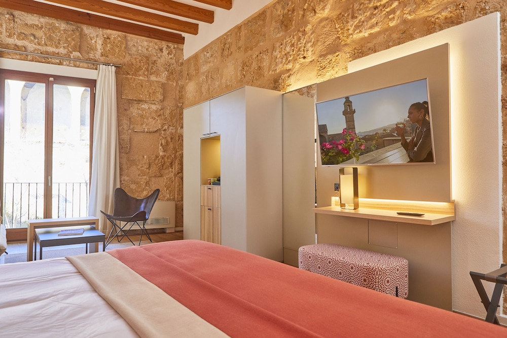 Santa Clara Urban Hotel & Spa — Hotel rooms in Palma de Mallorca, Balearic Islands