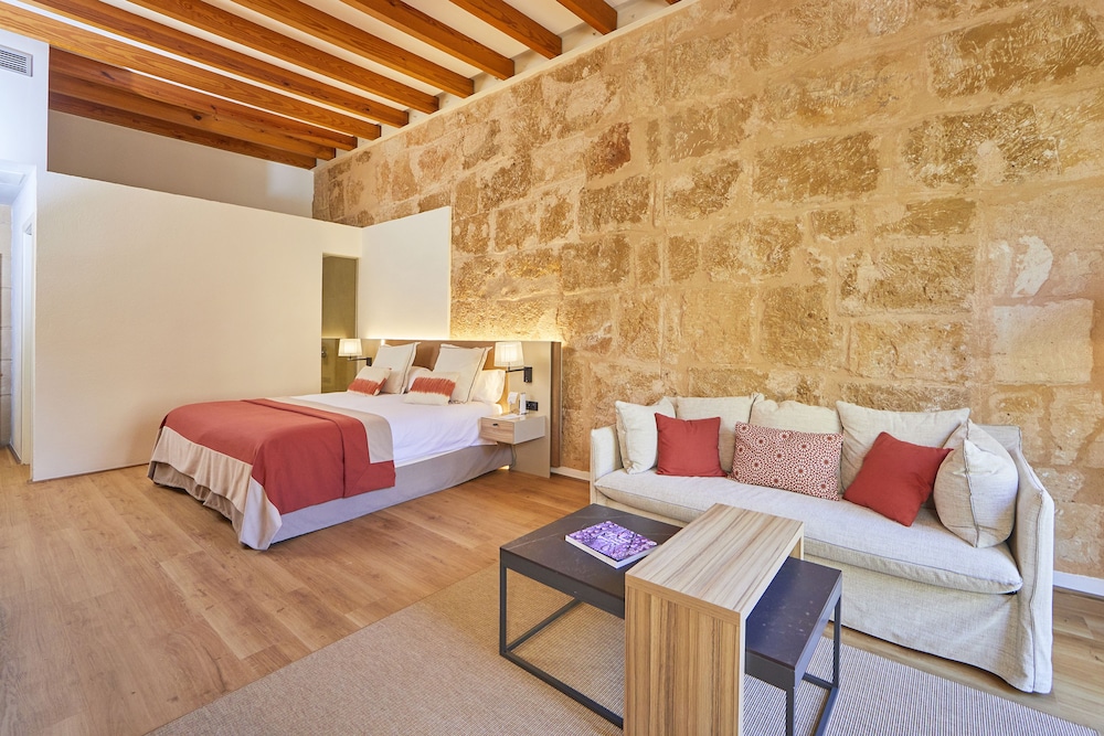 Santa Clara Urban Hotel & Spa — Hotel rooms in Palma de Mallorca, Balearic Islands