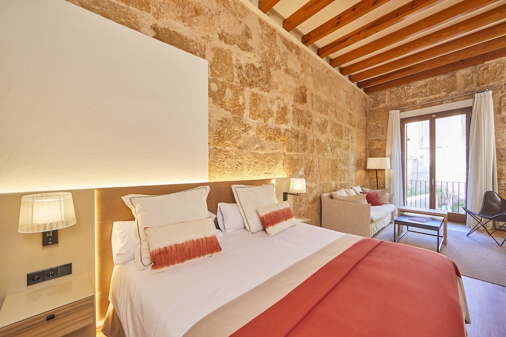 Santa Clara Urban Hotel & Spa — Hotel rooms in Palma de Mallorca, Balearic Islands