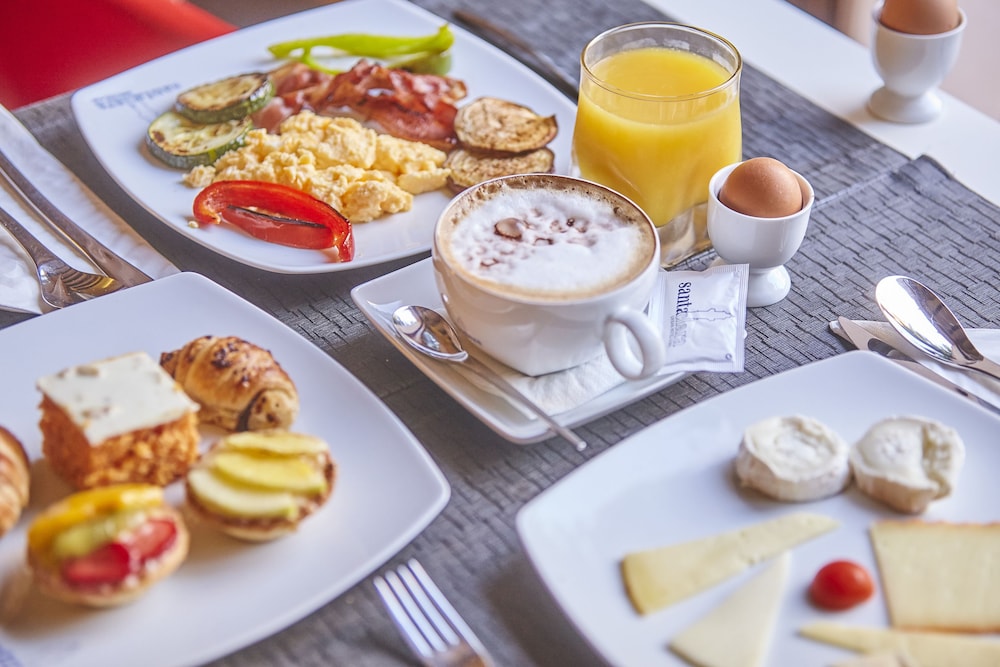 Santa Clara Urban Hotel & Spa — Restaurant & bars in Palma de Mallorca, Balearic Islands