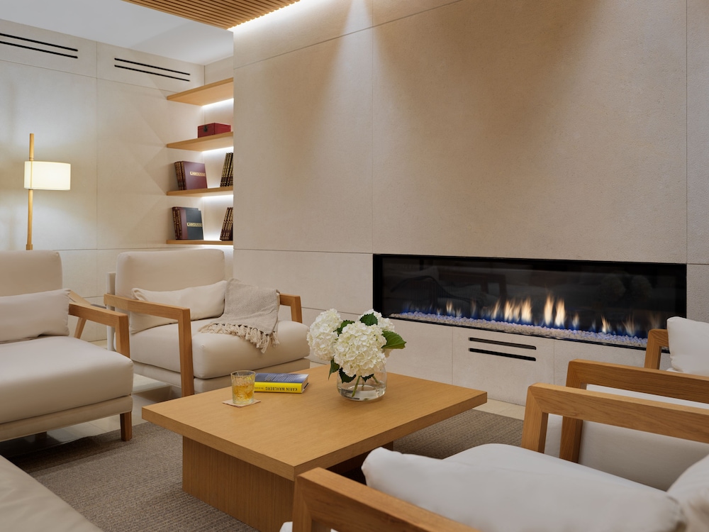 Hotel Saratoga — Hotel rooms in Palma de Mallorca, Balearic Islands