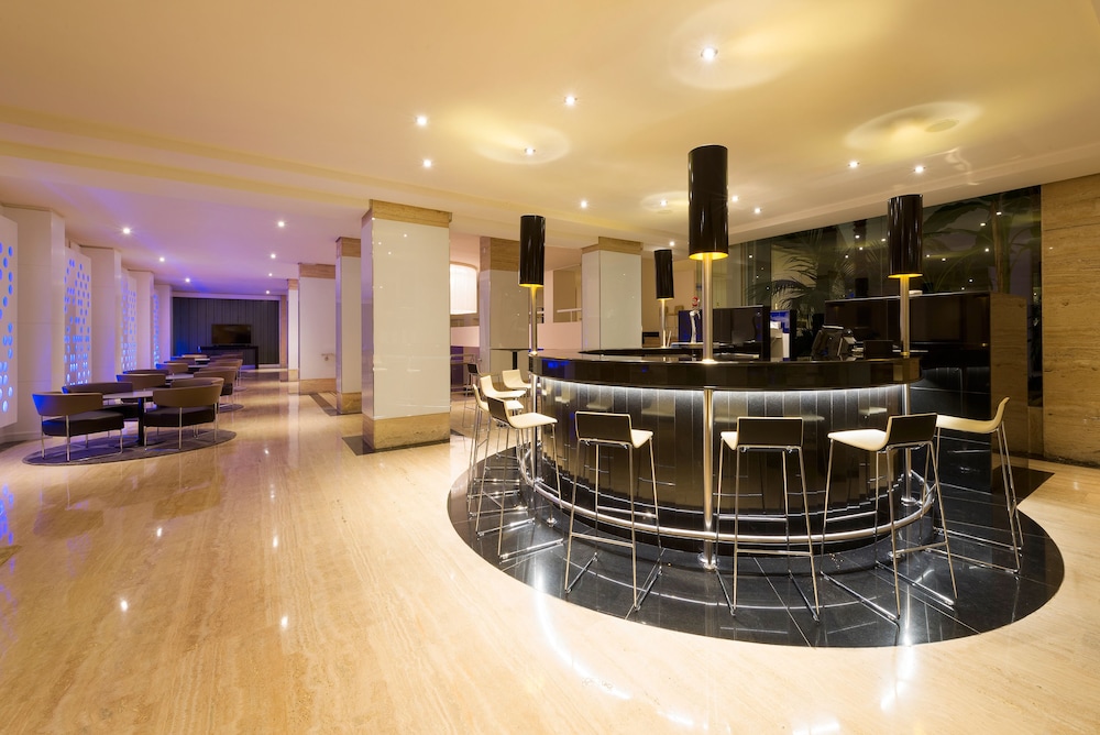 Hotel Palma Bellver Affiliated by Meliá — Restaurant & bars in Palma de Mallorca, Balearic Islands
