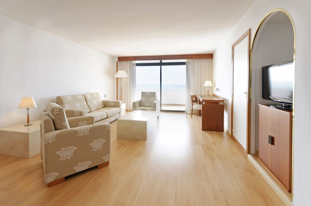 Hotel Palma Bellver Affiliated by Meliá — Hotel rooms in Palma de Mallorca, Balearic Islands