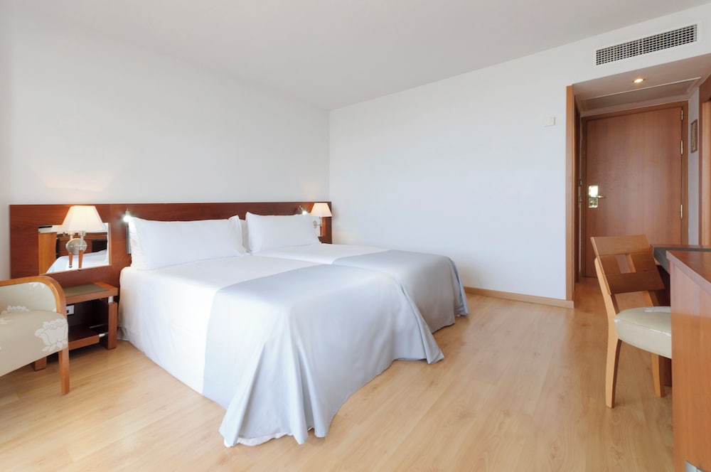 Hotel Palma Bellver Affiliated by Meliá — Hotel rooms in Palma de Mallorca, Balearic Islands