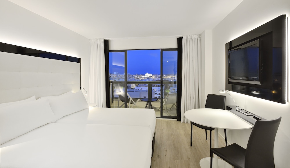 INNSiDE by Meliá Palma Bosque — Hotel rooms in Palma de Mallorca, Balearic Islands