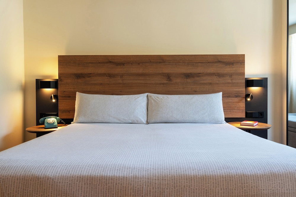 INNSiDE by Meliá Palma Bosque — Hotel rooms in Palma de Mallorca, Balearic Islands