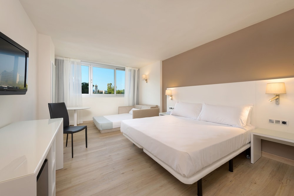 INNSiDE by Meliá Palma Bosque — Hotel rooms in Palma de Mallorca, Balearic Islands