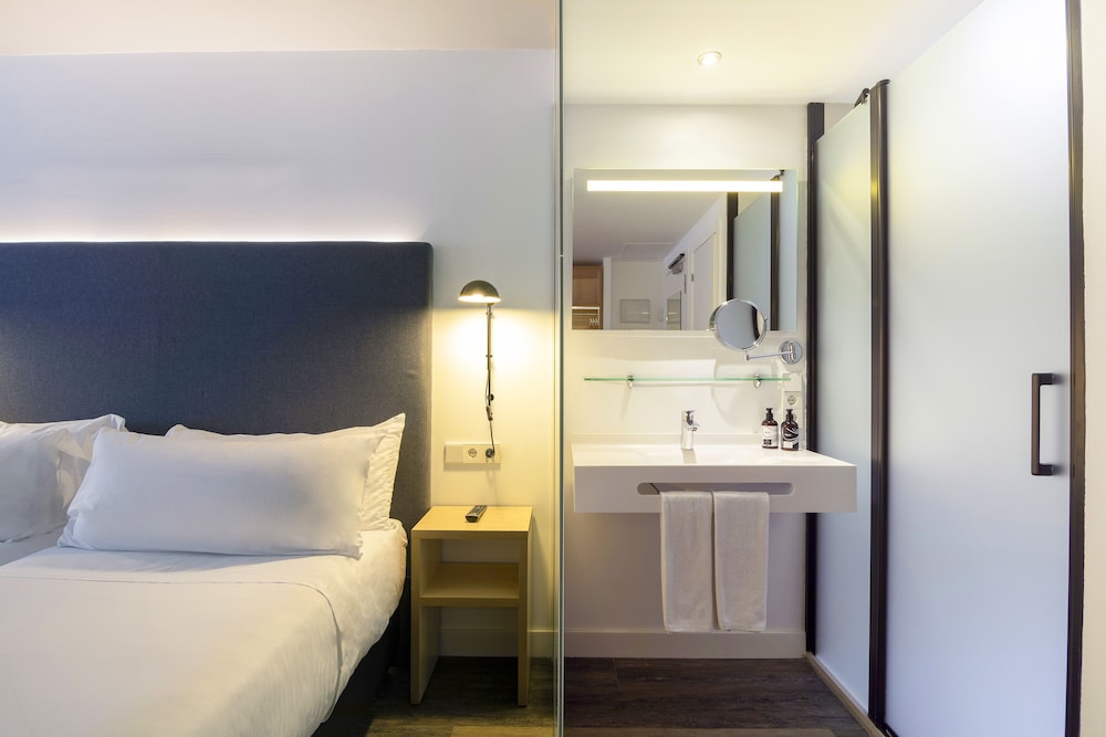 INNSiDE by Meliá Palma Center — Hotel rooms in Palma de Mallorca, Balearic Islands