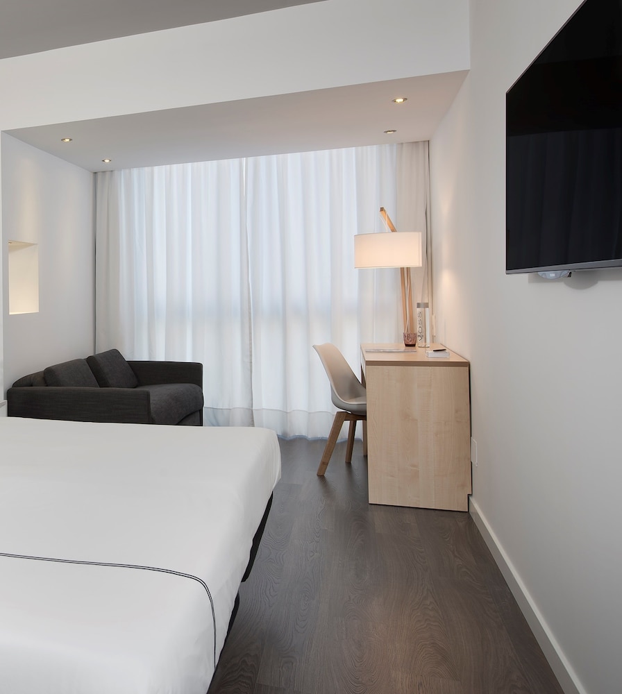 INNSiDE by Meliá Palma Center — Hotel rooms in Palma de Mallorca, Balearic Islands