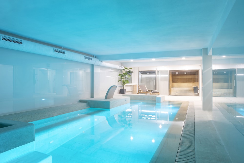 INNSiDE by Meliá Palma Center — Swimming pool in Palma de Mallorca, Balearic Islands