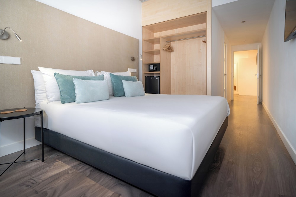 INNSiDE by Meliá Palma Center — Hotel rooms in Palma de Mallorca, Balearic Islands