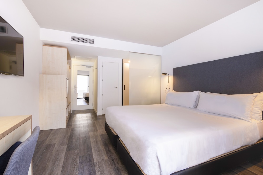 INNSiDE by Meliá Palma Center — Hotel rooms in Palma de Mallorca, Balearic Islands